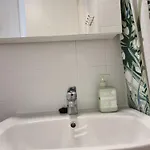 Comfortable One Bedroom Apartment *
